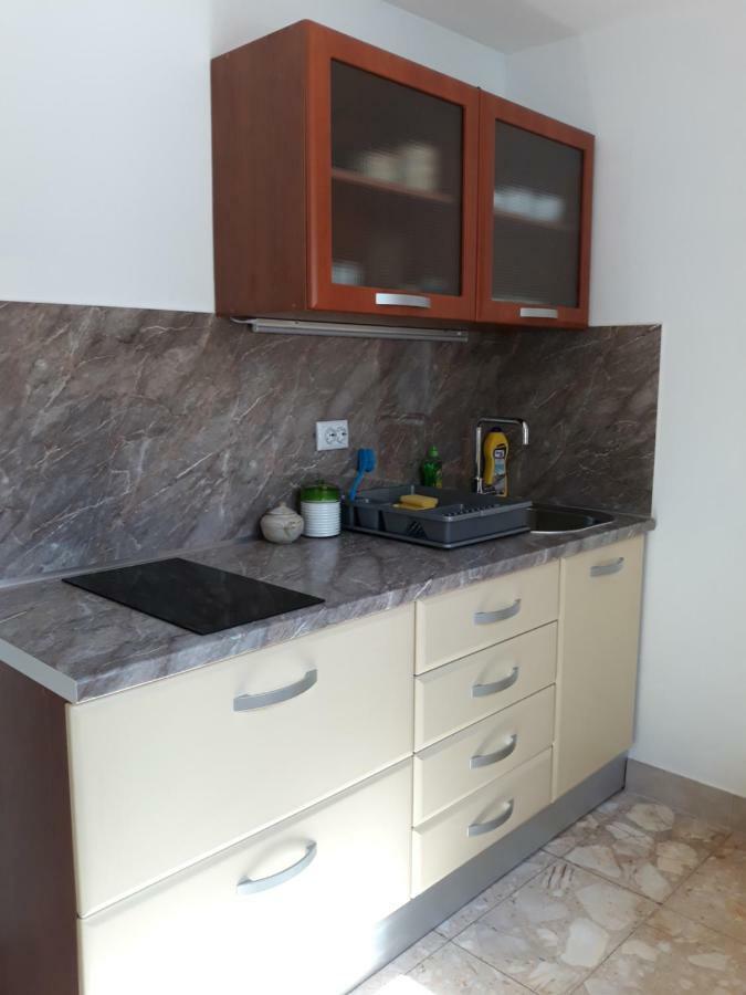 Apartmani Balazic Klek Exterior photo